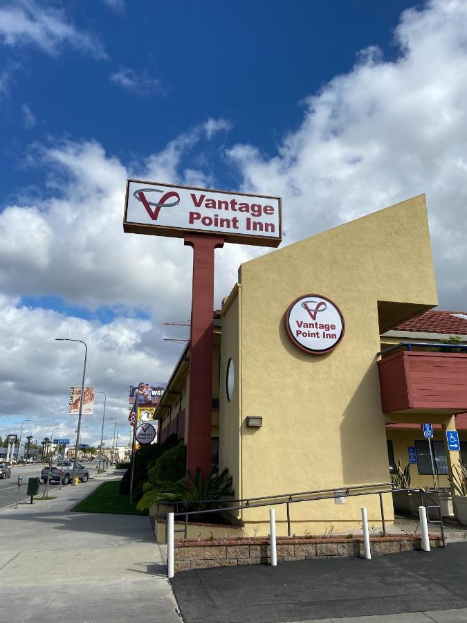 Vantage Point Inn - Woodland Hills Los Angeles Exterior photo